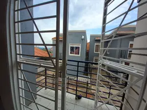 Furnished 4bdrm Duplex in Kira Corporate for sale