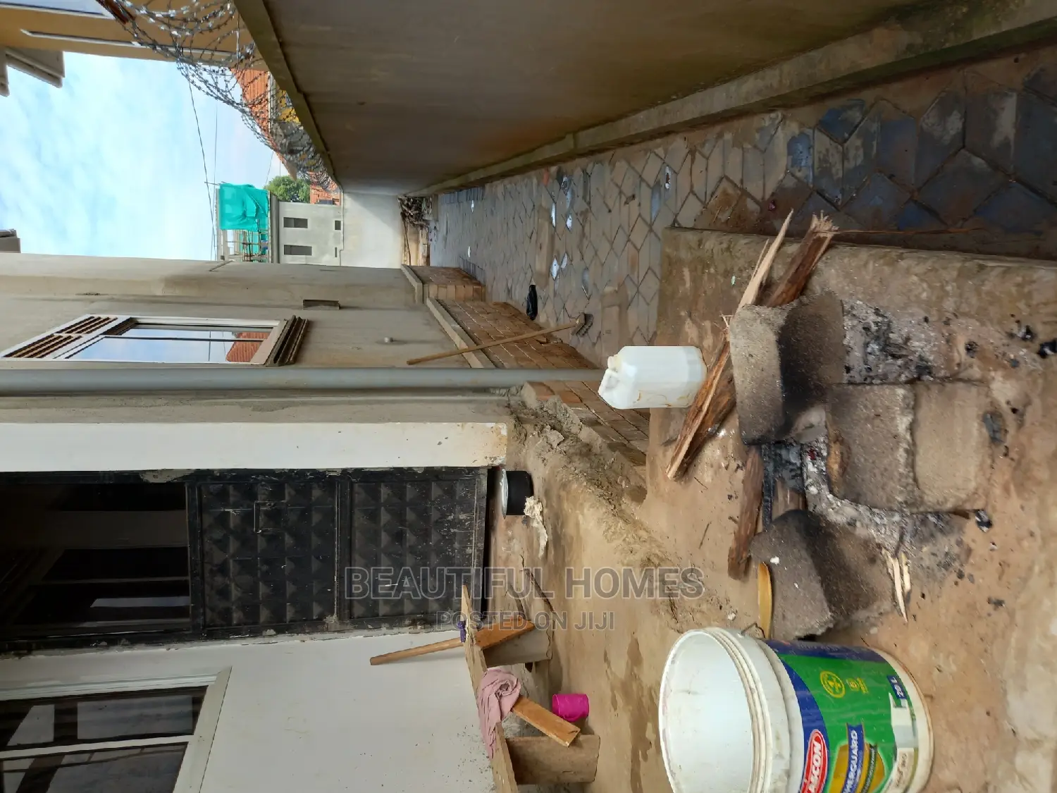 Furnished 4bdrm Maisonette in Najjera All Tarmack, Nakawa for sale