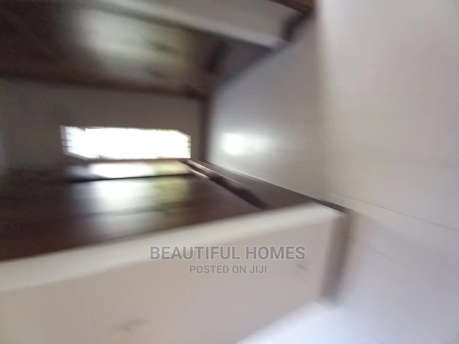 Furnished 5bdrm Mansion in Kira for sale