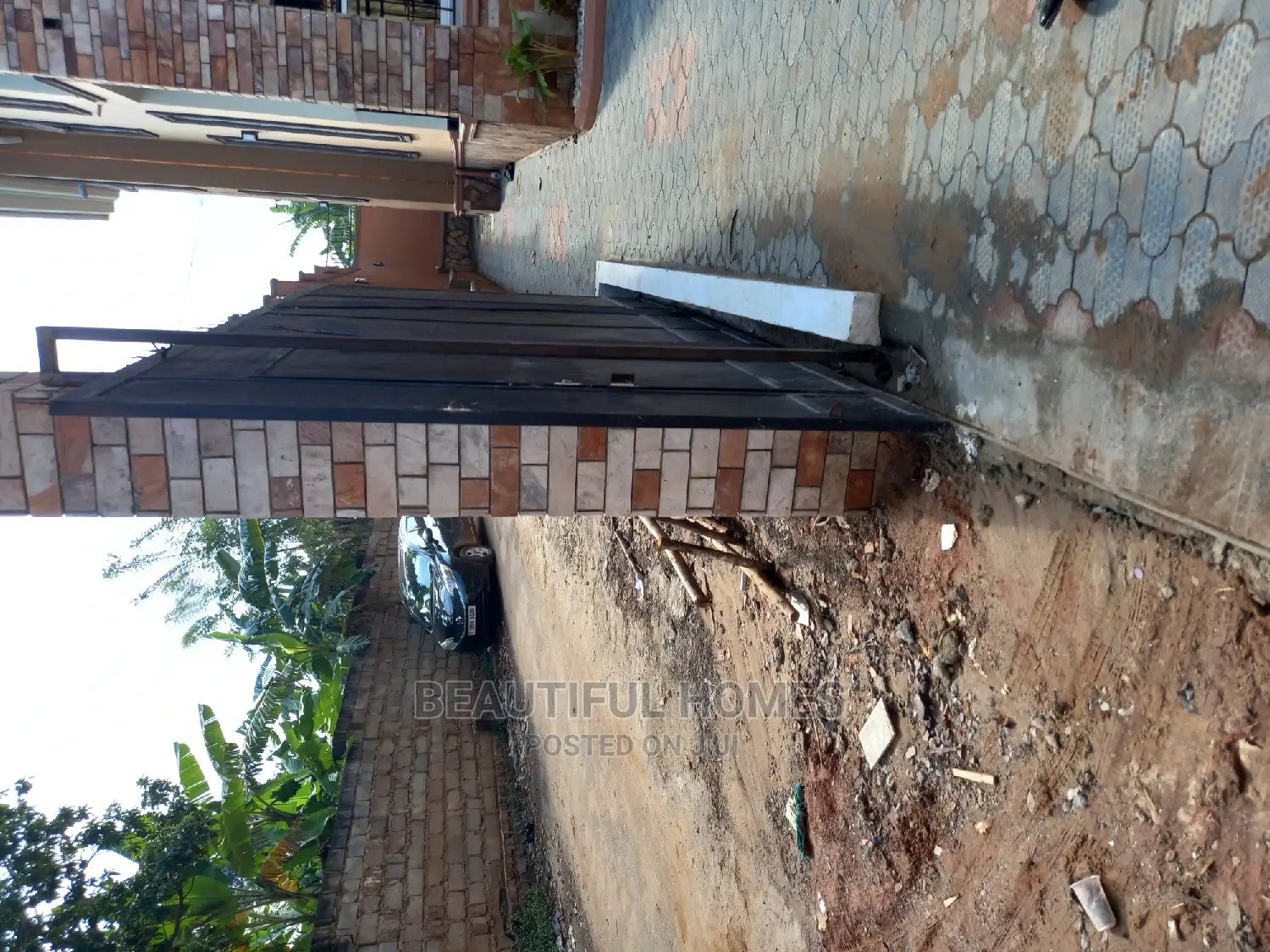 Furnished 5bdrm Mansion in Kira First Class for sale