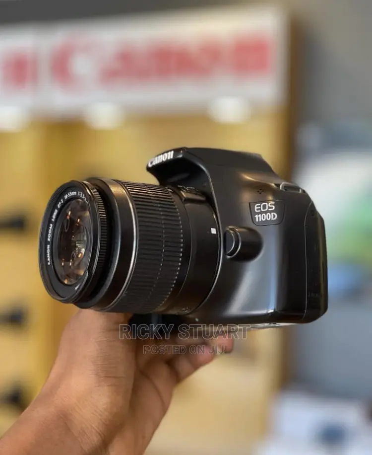 Canon 1100D WTH 18-55mm Lens