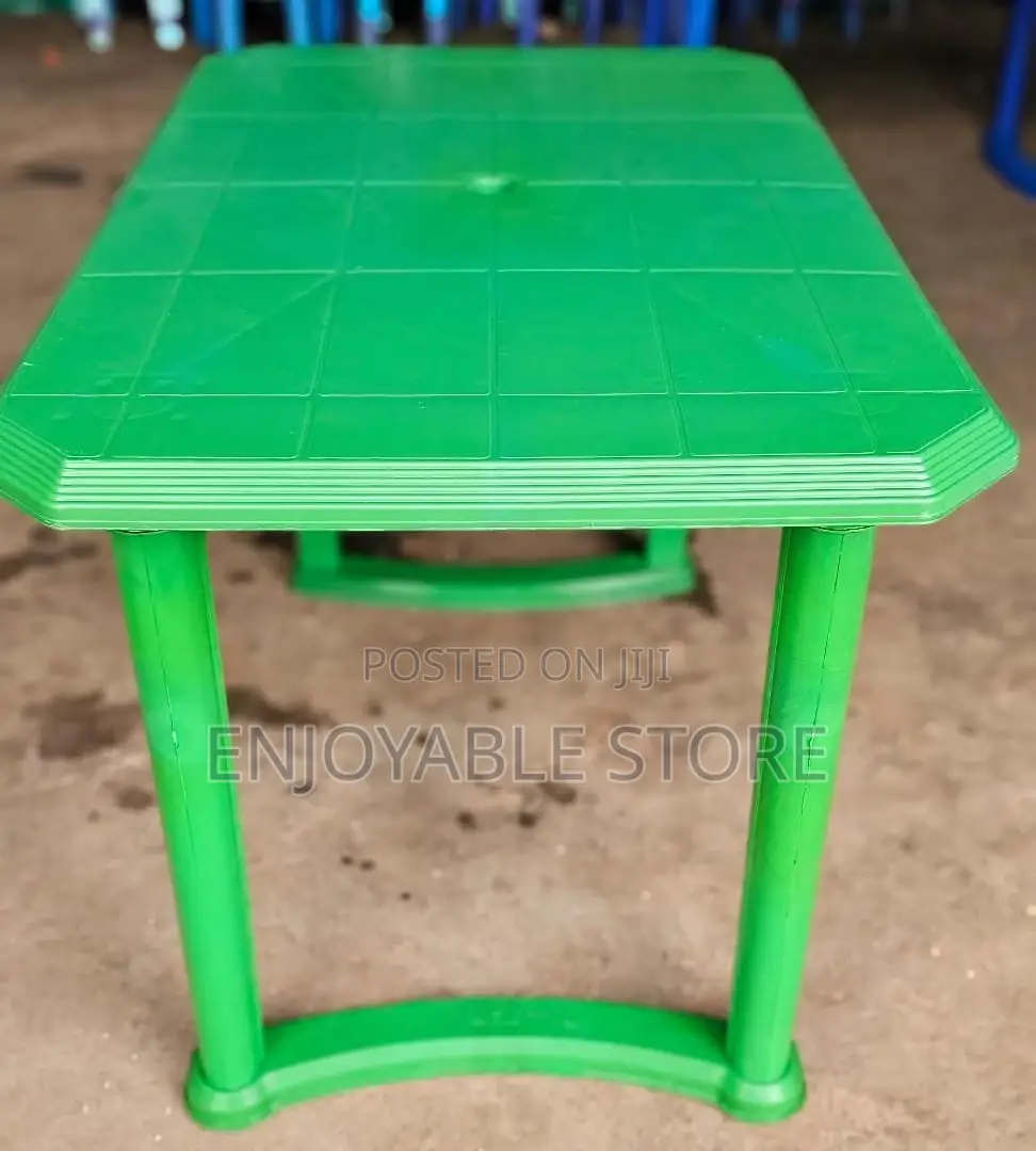 Plastic Rectangular Table(Bar and Restaurant)