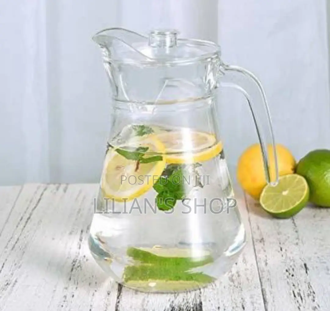 Glass Jar / Pitcher With Plastic Lid