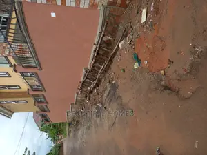 Furnished 5bdrm House in Kira for sale