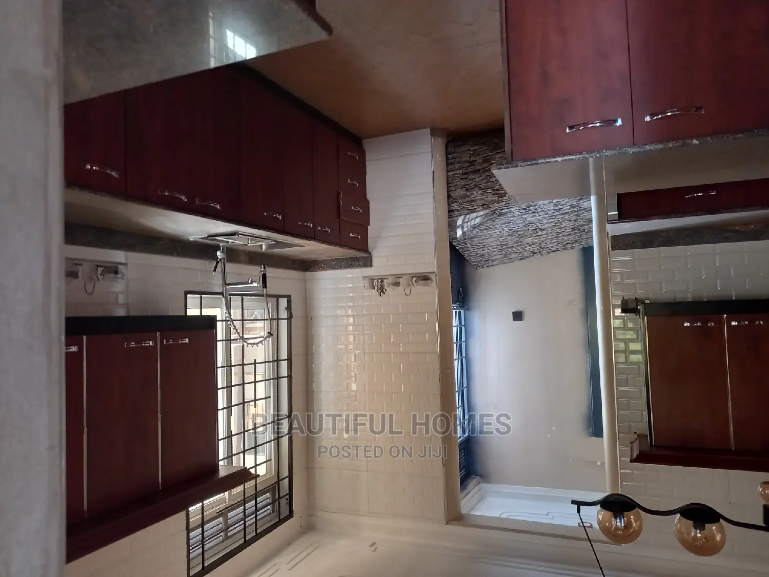 Furnished 5bdrm Duplex in Kira Mamerito Road for sale