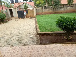 Furnished 3bdrm House in Kira for sale