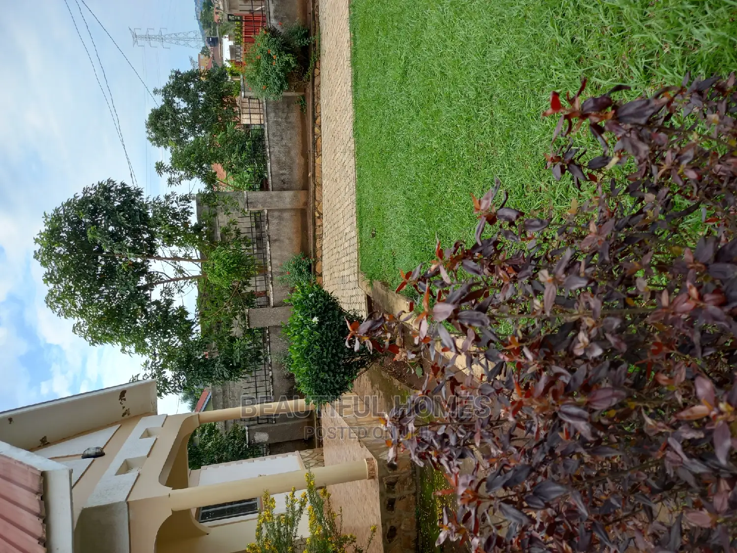 Furnished 3bdrm Bungalow in Kira for sale