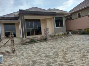 Furnished 3bdrm Bungalow in Nakwero Corporate, Kira for sale