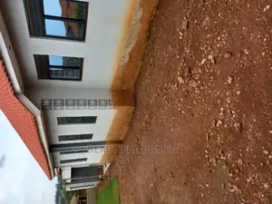 Furnished 3bdrm House in Kira for sale