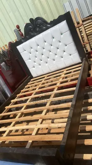 Leather Bed 4*6 White