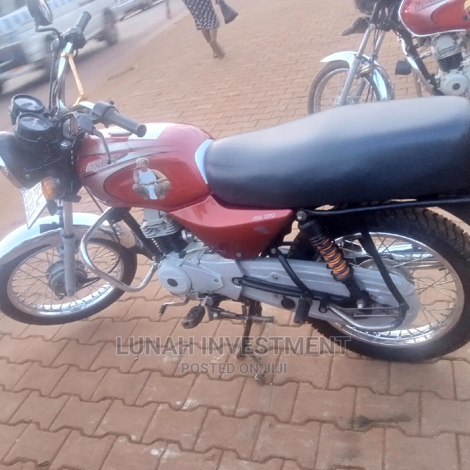 Bajaj Boxer 2022 Red