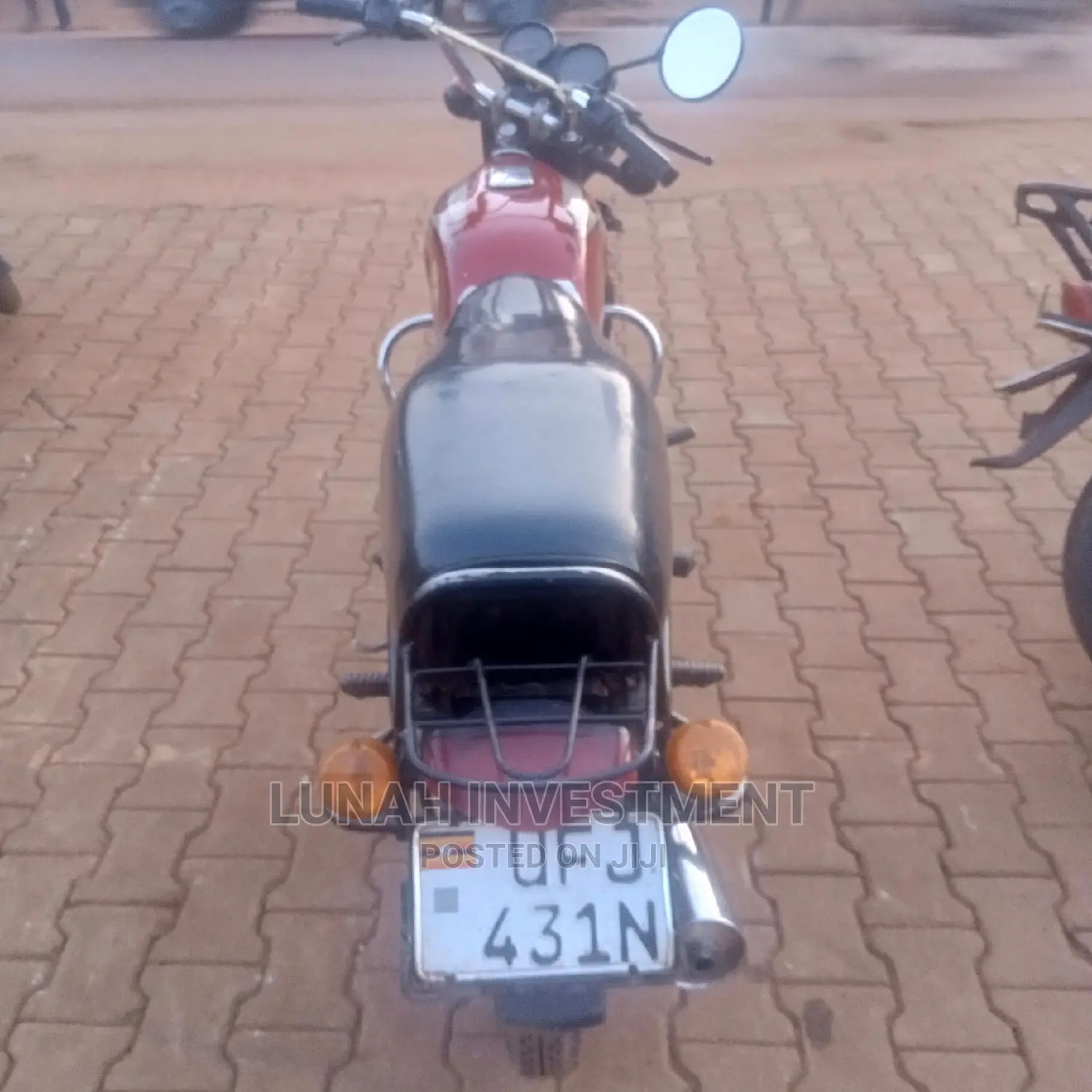 Bajaj Boxer 100 2023 Red