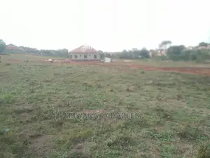Hot Deal 25decimals Plot for Sale in Kira