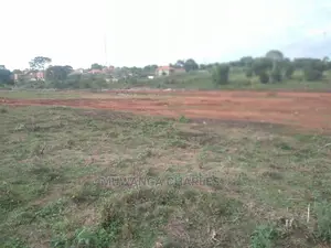 Hot Deal 25decimals Plot for Sale in Kira