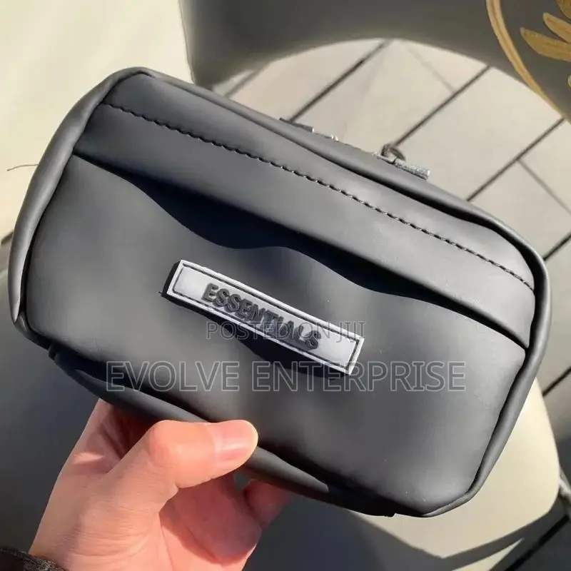 ESSENTIALS Chest Bag For Men/Women Casual Fashion Crossbody
