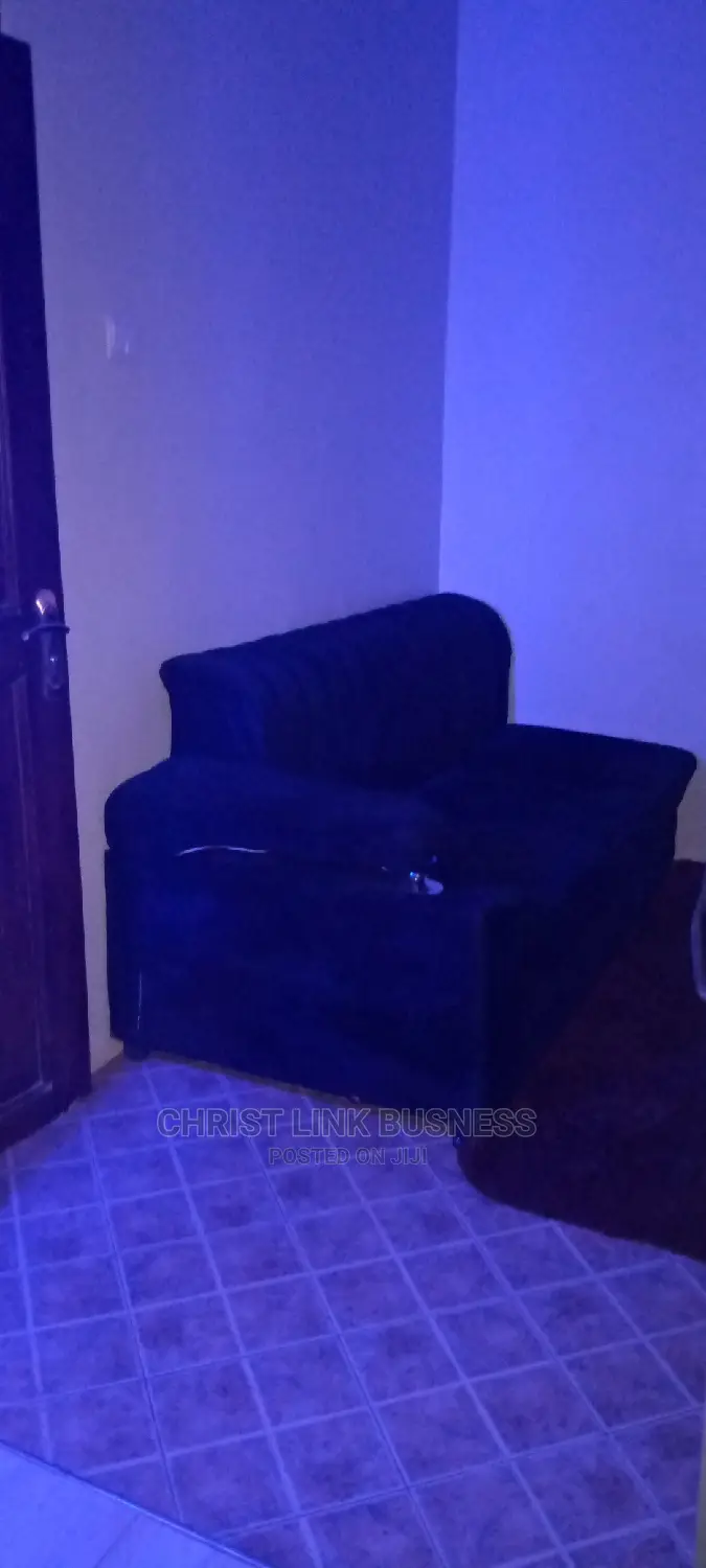 1bdrm Bungalow in Central Division for rent