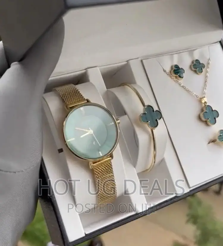 3PCS Watch Set Women Classic Watch Leather Ladies Size Watch