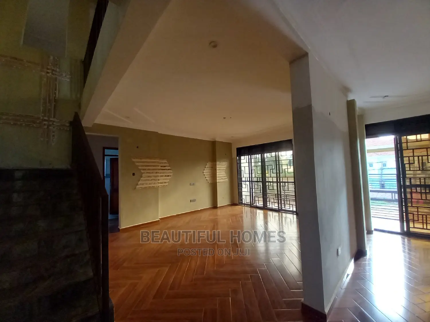 Furnished 5bdrm House in Kyanja Upscale, Central Division for sale