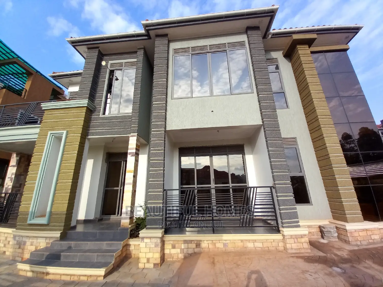 Furnished 5bdrm Maisonette in Kyanja, Central Division for sale