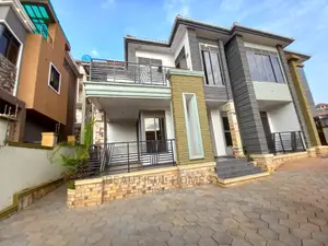 Furnished 5bdrm Duplex in Kyanja Tarmacked, Nakawa for sale