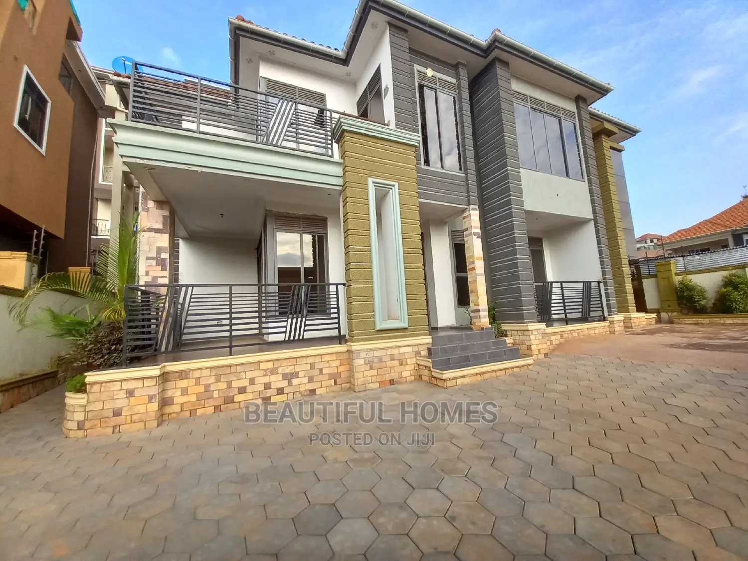 Furnished 5bdrm Duplex in Kyanja, Nakawa for sale