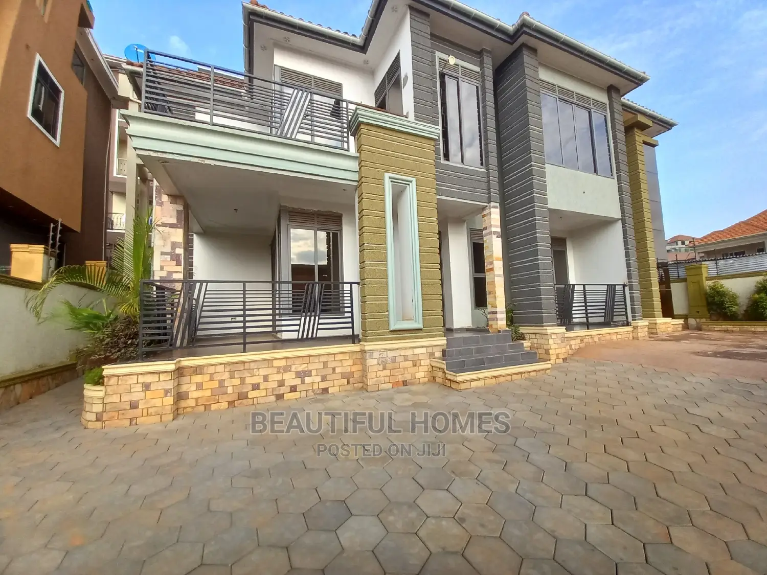 Furnished 5bdrm Duplex in Kyanja, Nakawa for sale