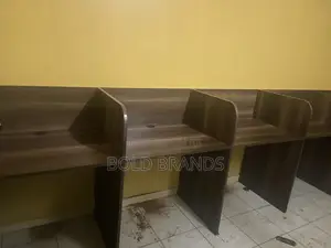 Wall Mounted Workstation