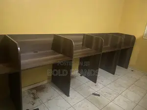 Wall Mounted Workstation