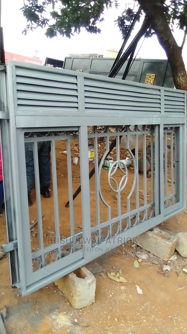 Front Sliding Window