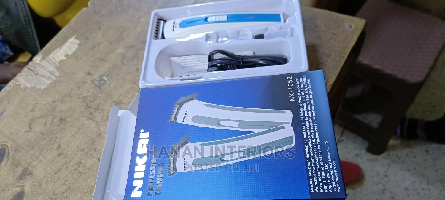 Electronic Rechargeable Shavers