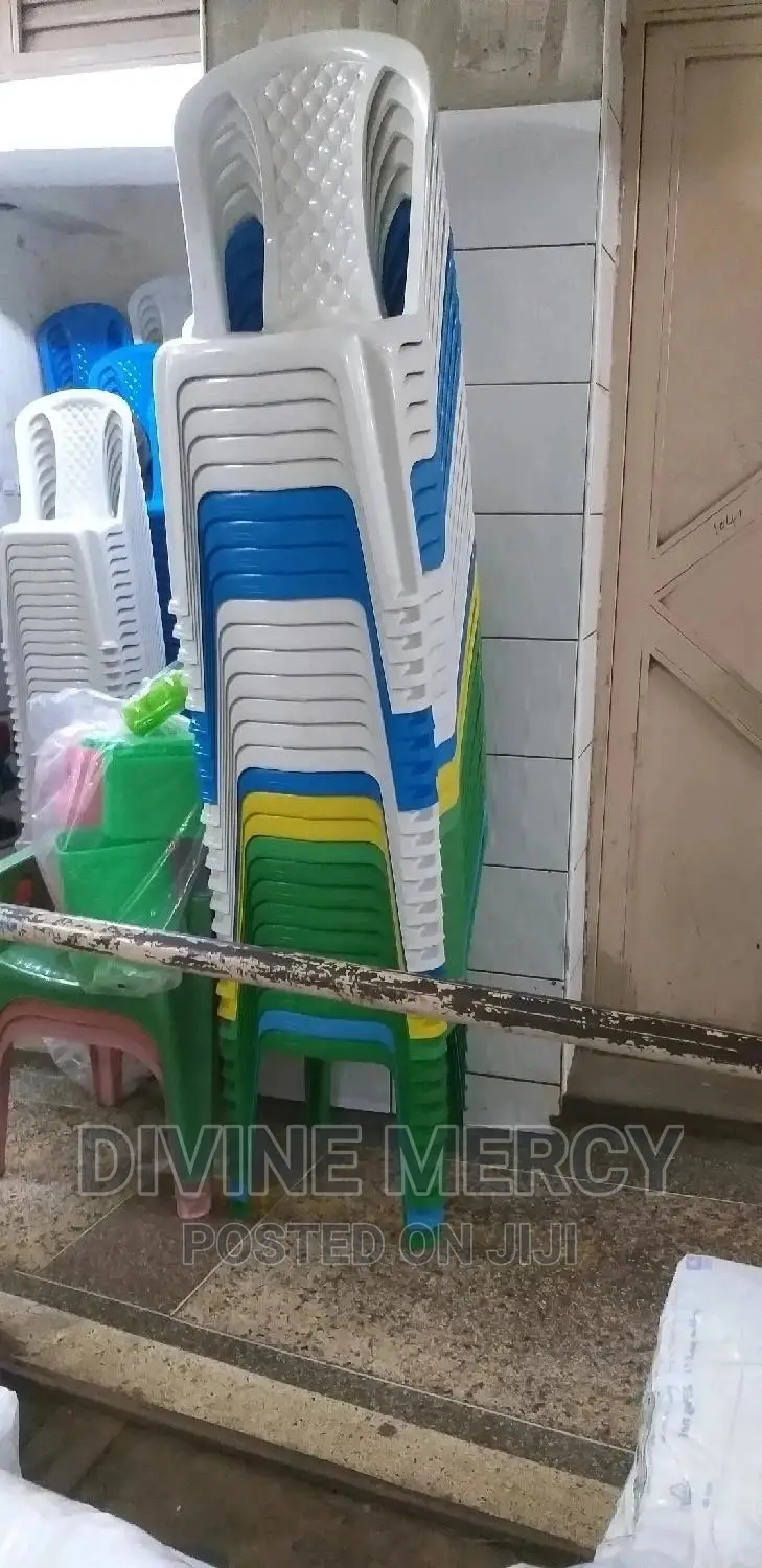 Armless Chair