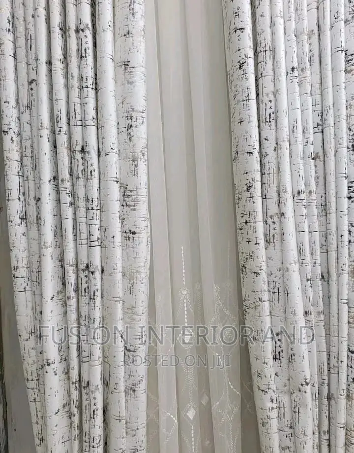 Volvet Curtains