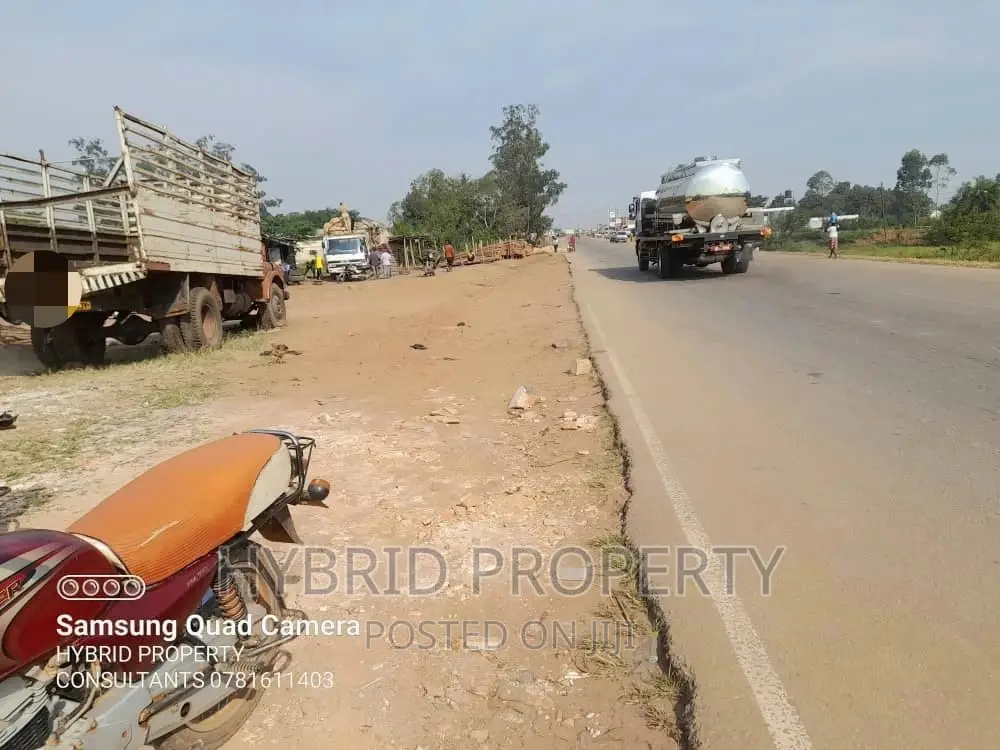 Commercial Plots for Sale at Busunju Along Hoima Road.