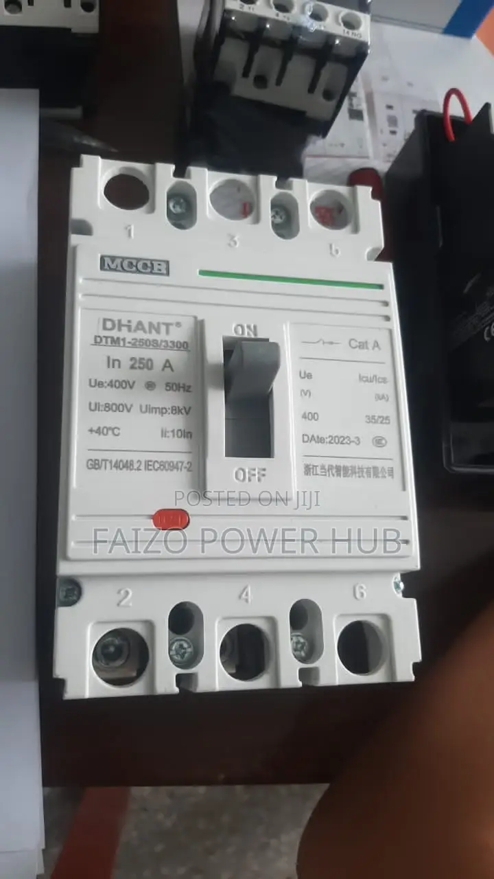 Mould Circuit Breakers McCb L T, Siemens,Schneider,Kayal,MEC