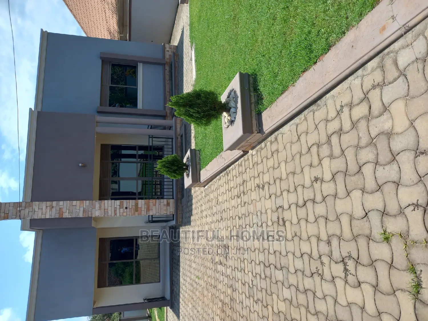 Furnished 4bdrm House in Kira for sale