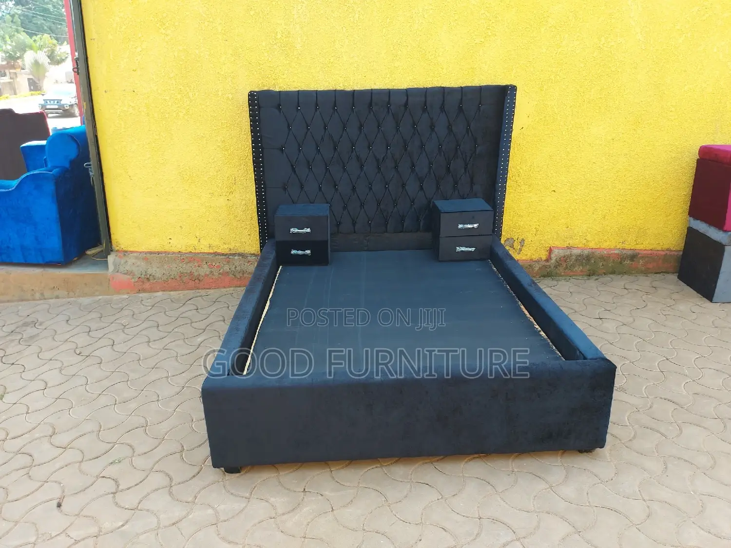 Comfortable Black 5X6 Bed With Two Bedsides