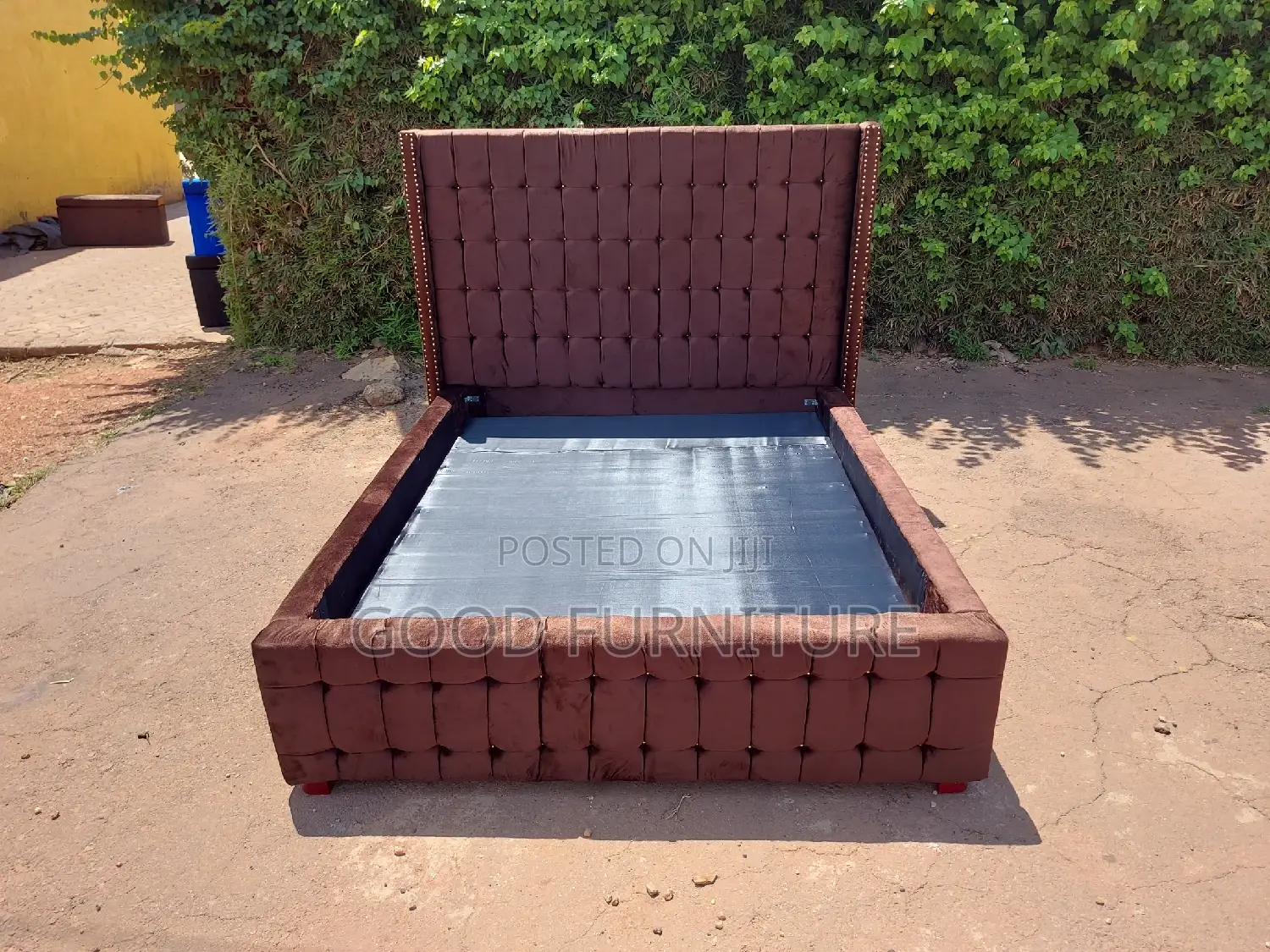 Amazing Brown 5X6 Bed