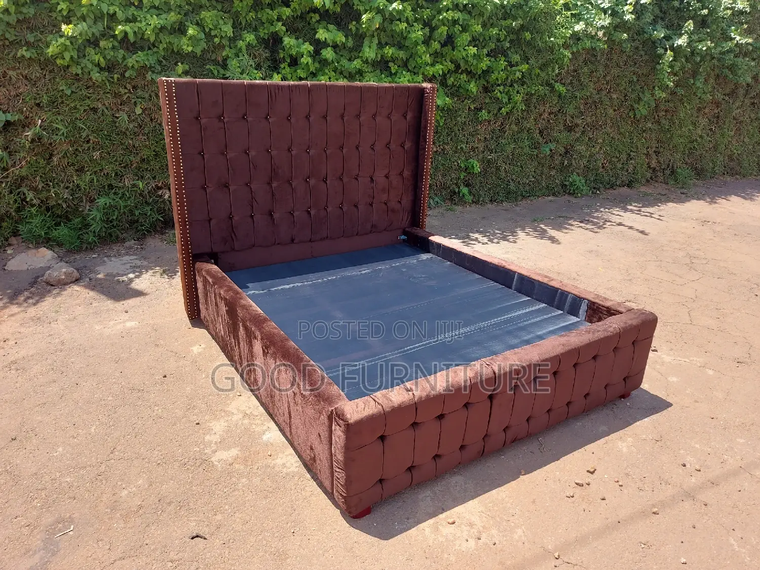Amazing Brown 5X6 Bed