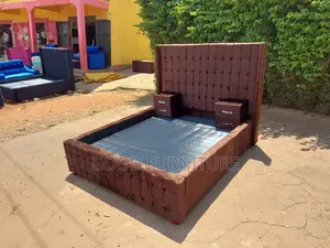 Luxurious Brown 5X6 Bed With Two Bedside Drawers