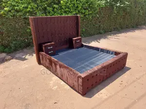 Luxurious Brown 5X6 Bed With Two Bedside Drawers