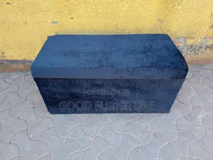 Black Spacious Storage Puff