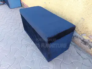 Black Spacious Storage Puff