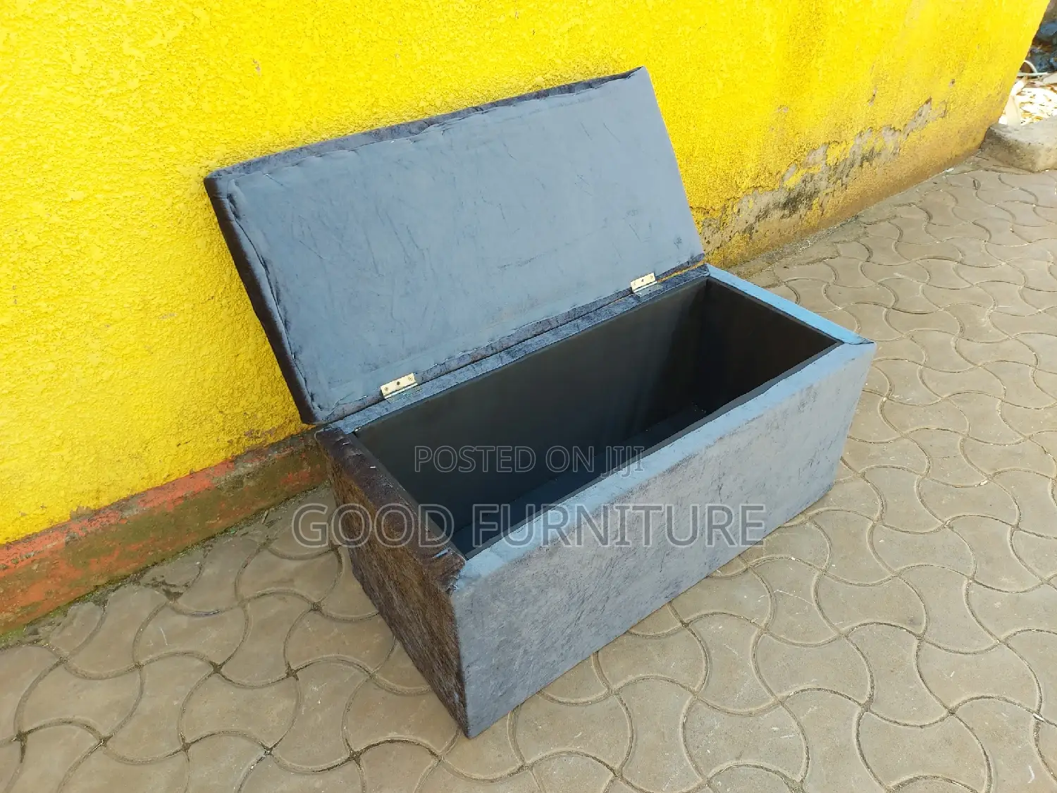 Big Lovely Grey Storage Puff