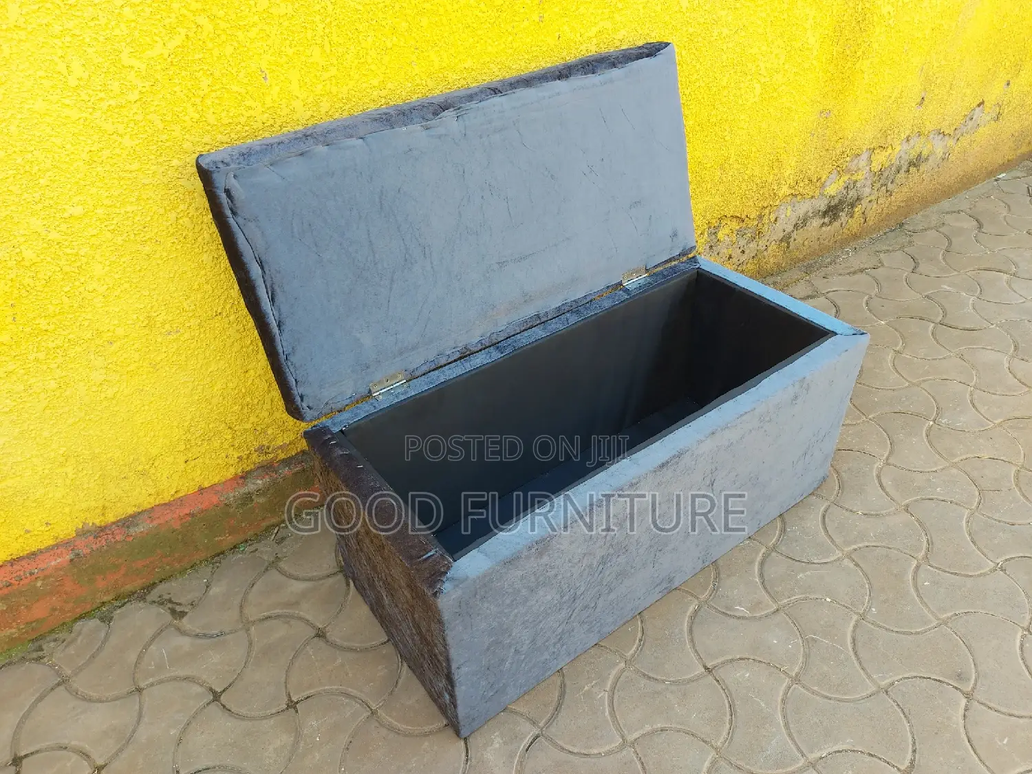 Big Lovely Grey Storage Puff