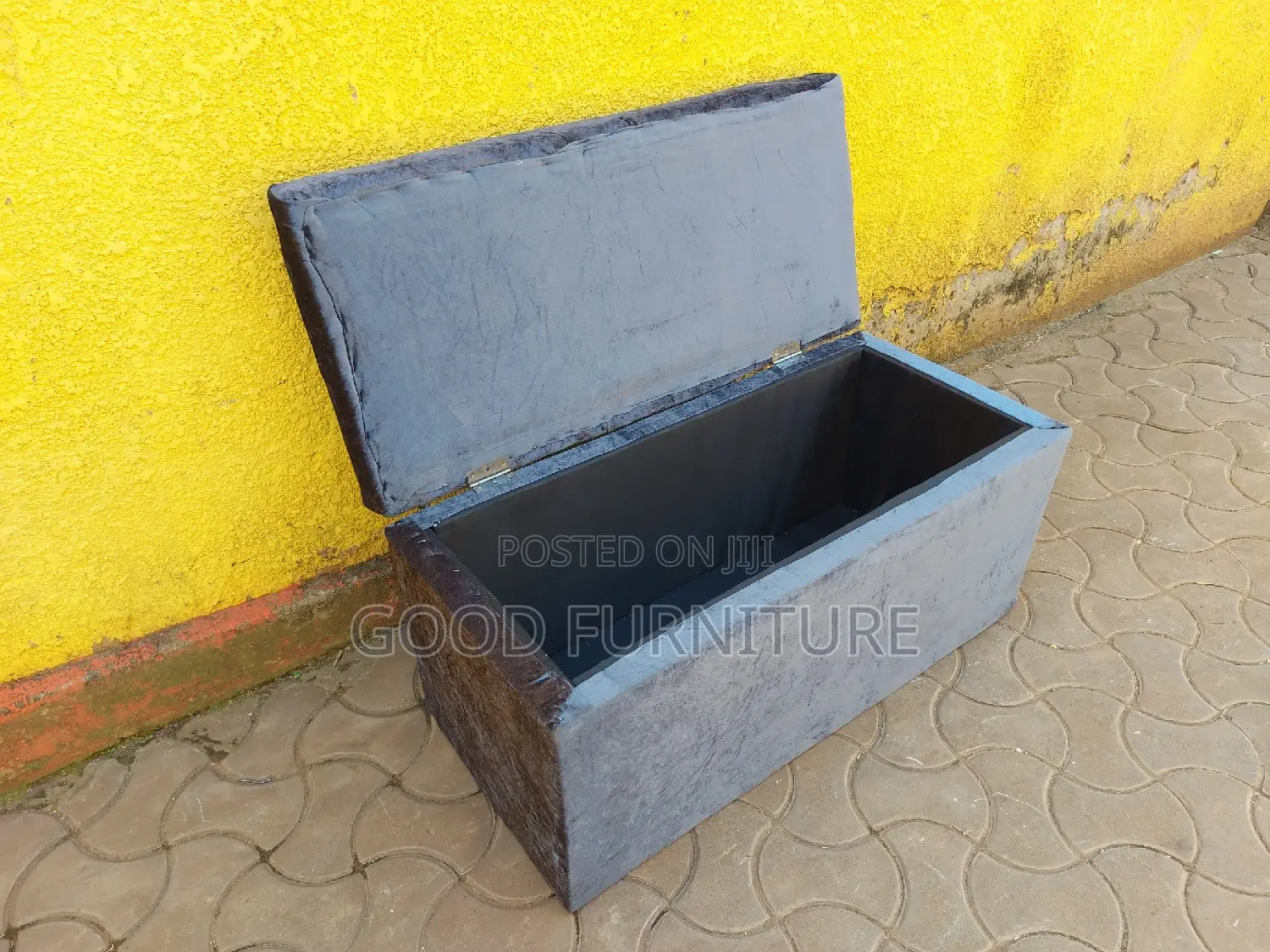 Big Lovely Grey Storage Puff