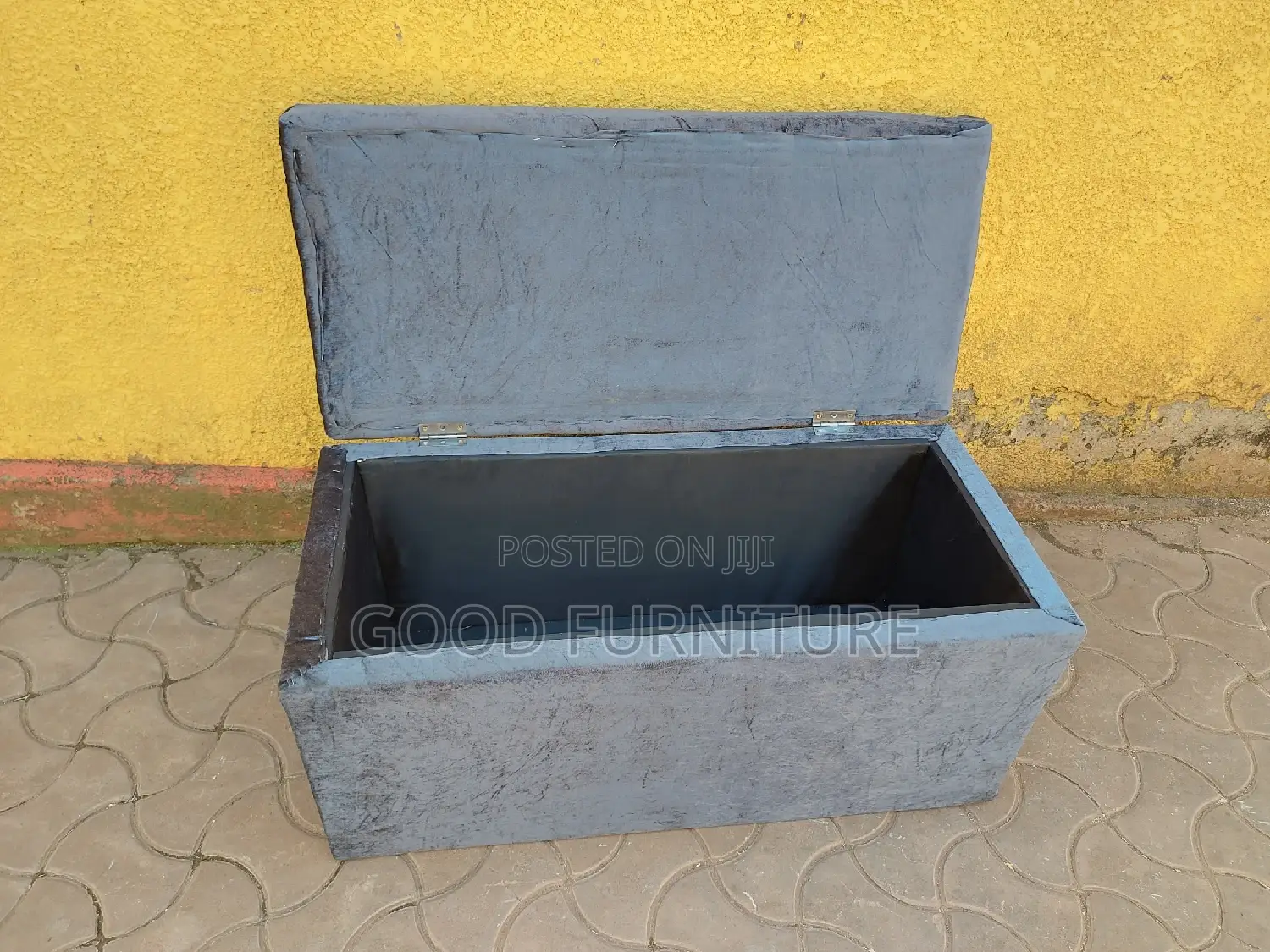 Big Lovely Grey Storage Puff
