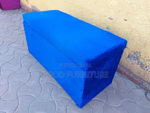 Sparkling Blue Spacious Storage Puff