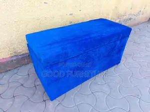 Sparkling Blue Spacious Storage Puff