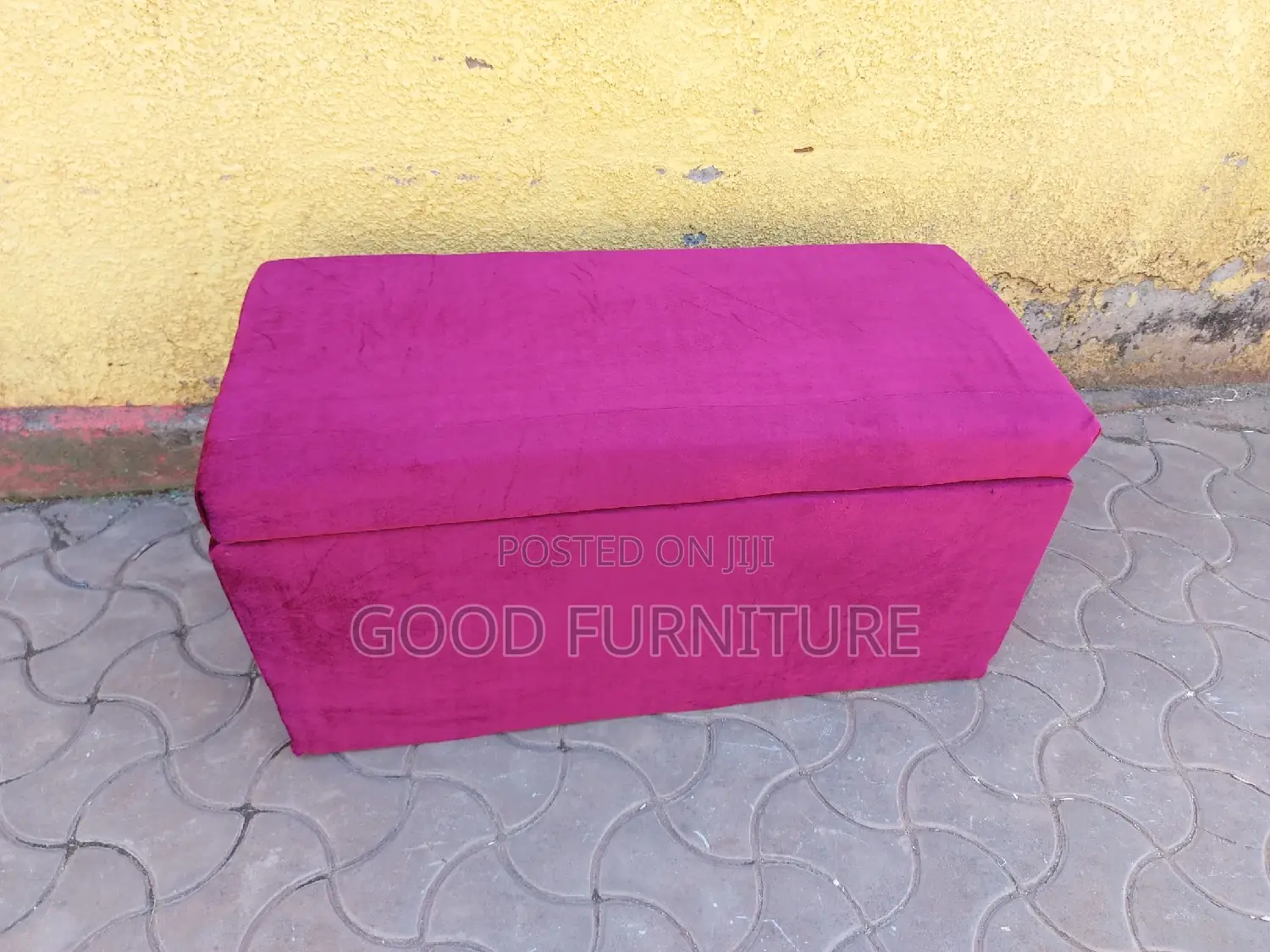Outstanding Spacious Storage Puff
