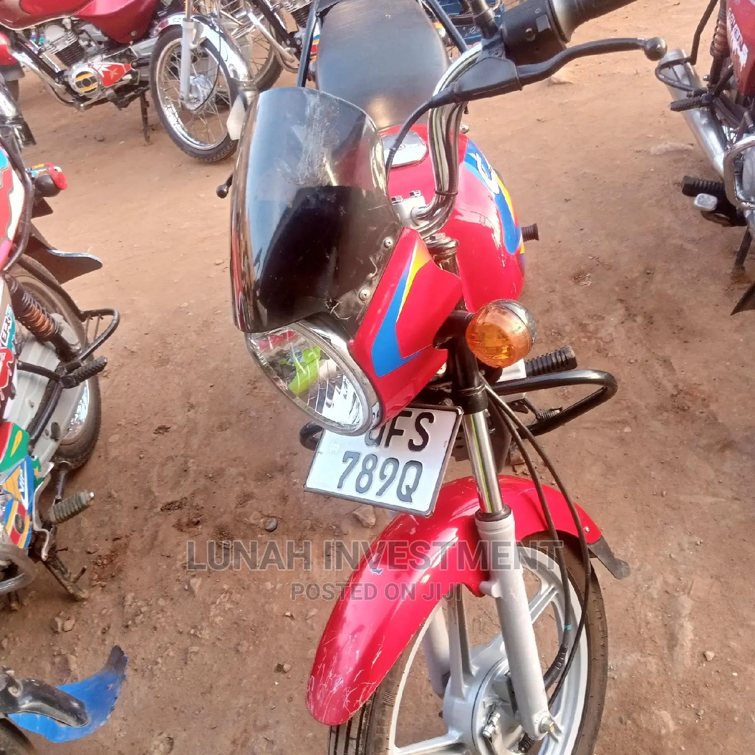 Bajaj Boxer 125 2023 Red